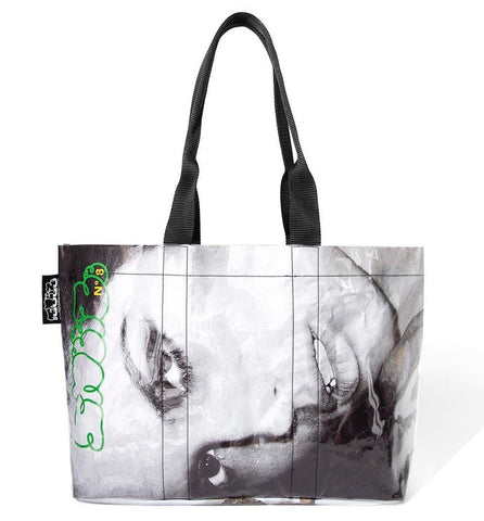 SNEEZE/XO GOGO TOTE BAG