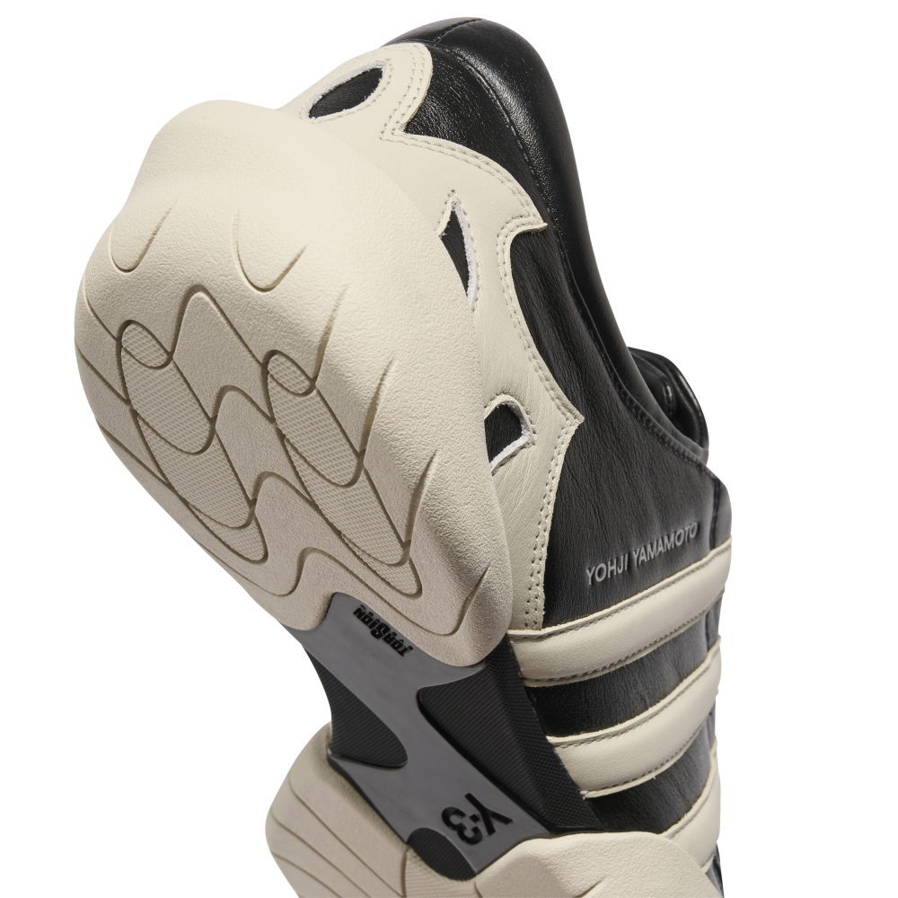 Y-3 REGU 2002 BLACK