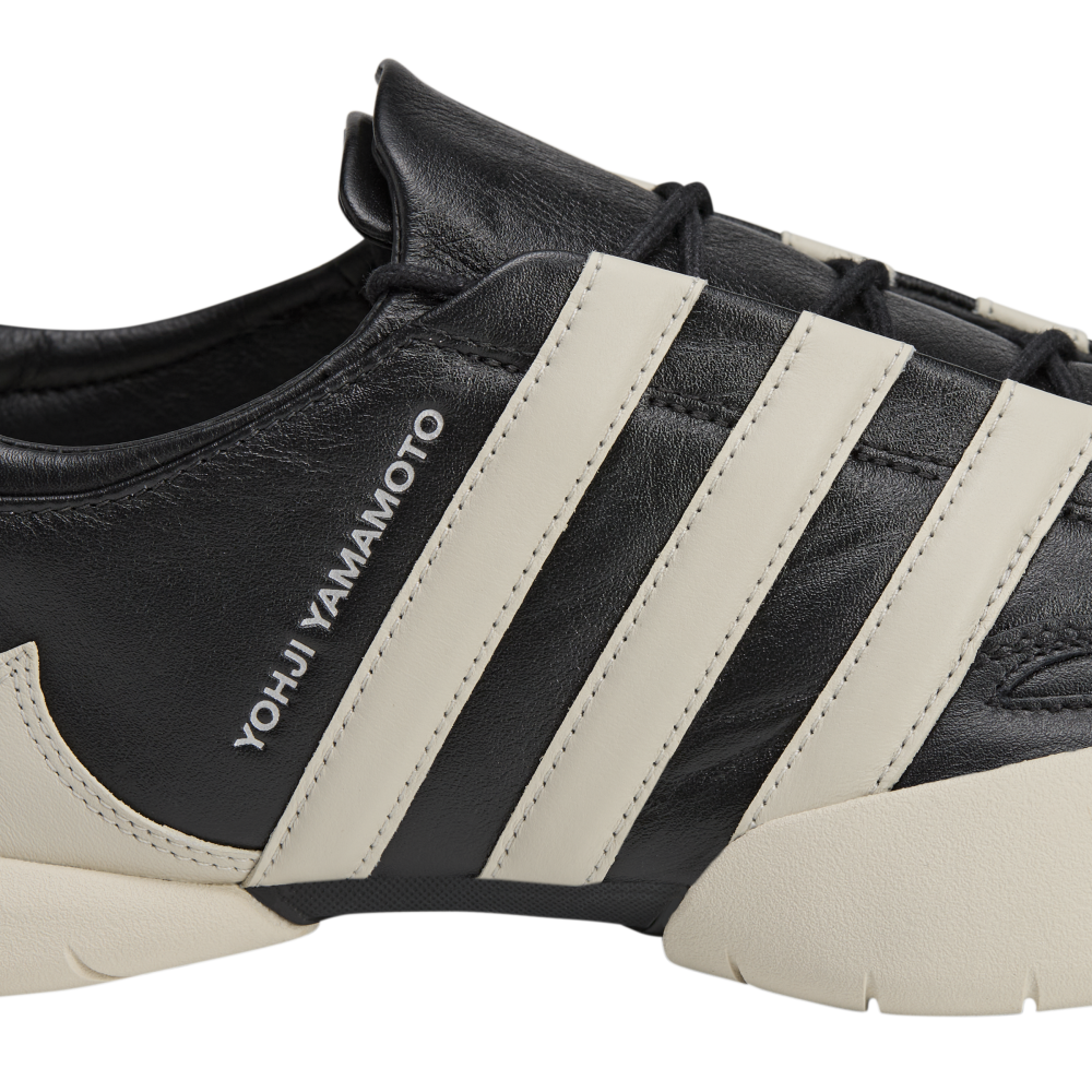 Y-3 REGU 2002 BLACK