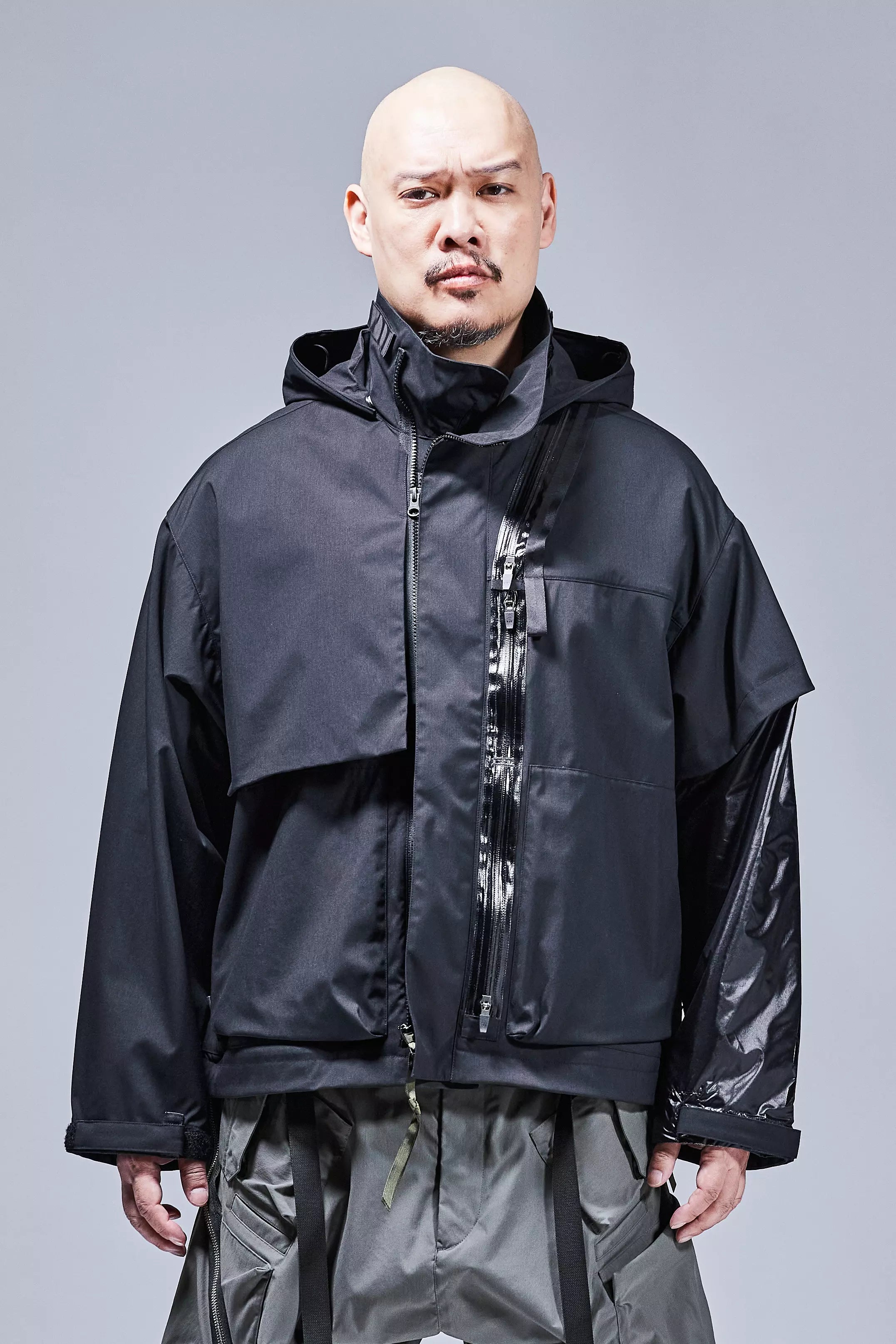 J115K-E BLACK – ACD GALLERY