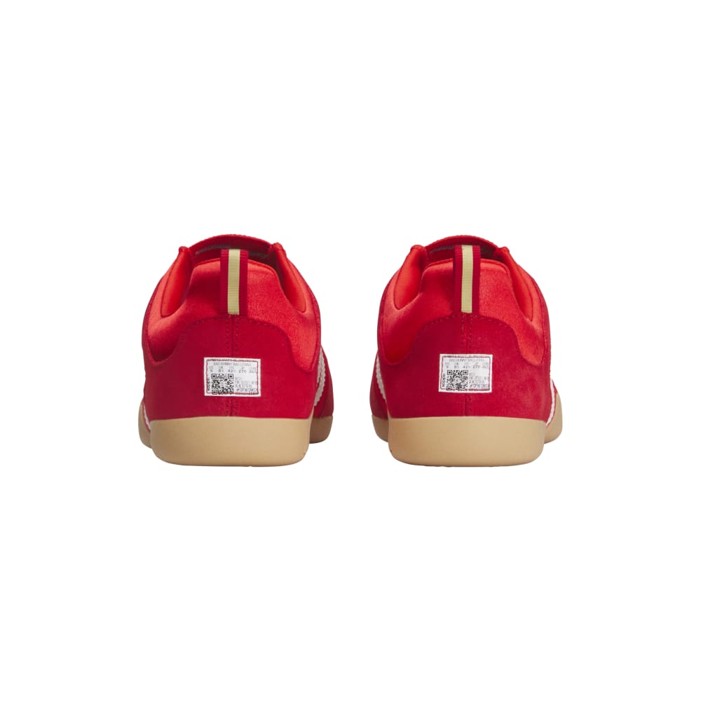 BAD BUNNY BALLERINA RED