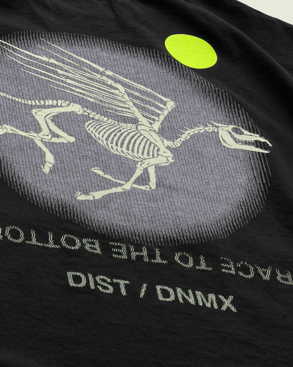 DIST / DNMX X SKULLPHONE "Pegasus" T-SHIRT BLACK